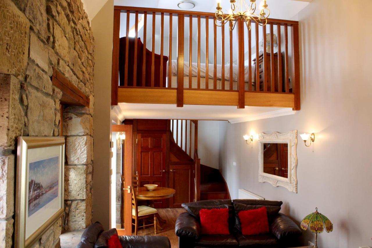 Smiddy Lodge Балоч Екстериор снимка