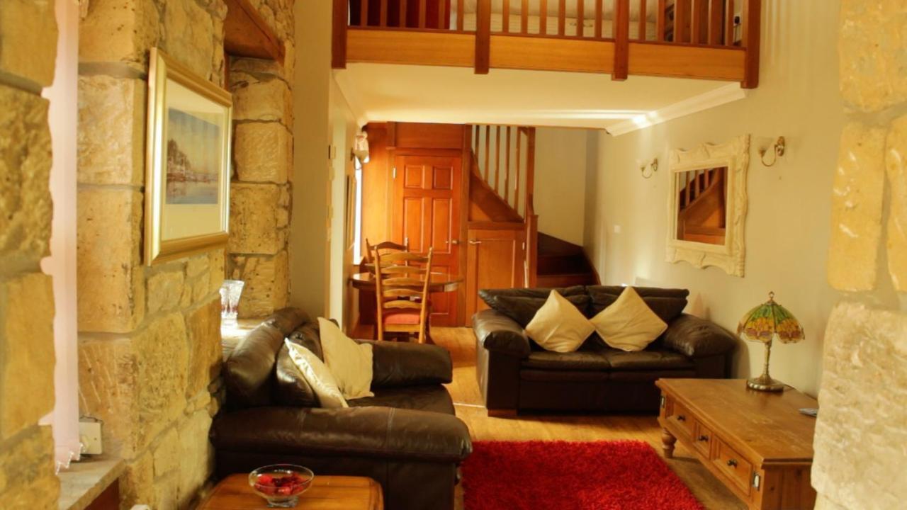 Smiddy Lodge Балоч Екстериор снимка
